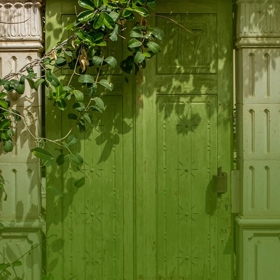 green door